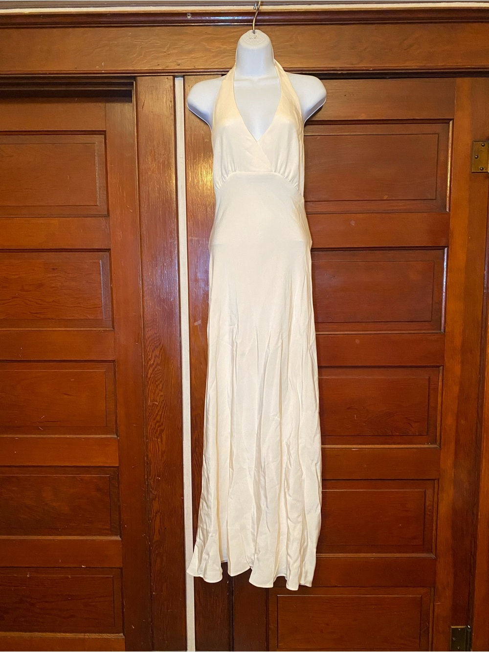 EUC 100% Silk True Vintage Lynn Lugo Custom Cream Halter Bridal Dress w/ Train